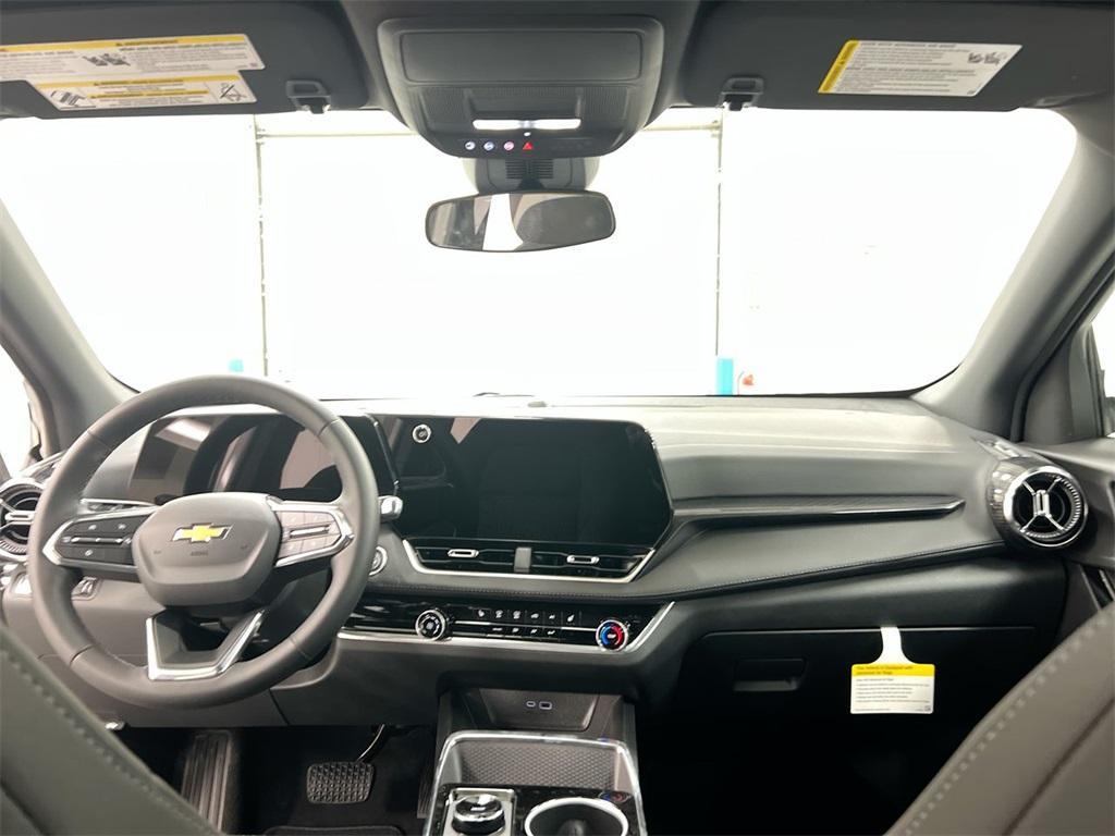 new 2026 Chevrolet Equinox car, priced at $26,873