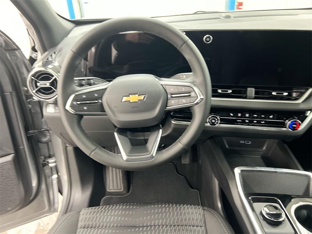 new 2026 Chevrolet Equinox car, priced at $26,873