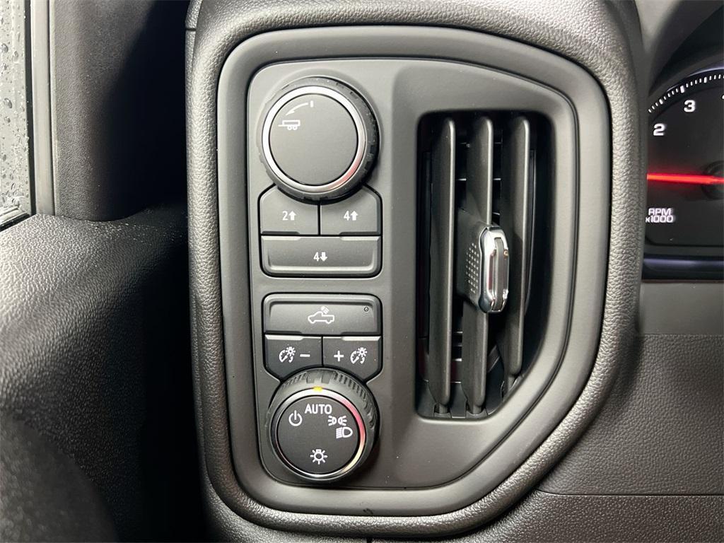 new 2025 Chevrolet Silverado 3500 car, priced at $52,373