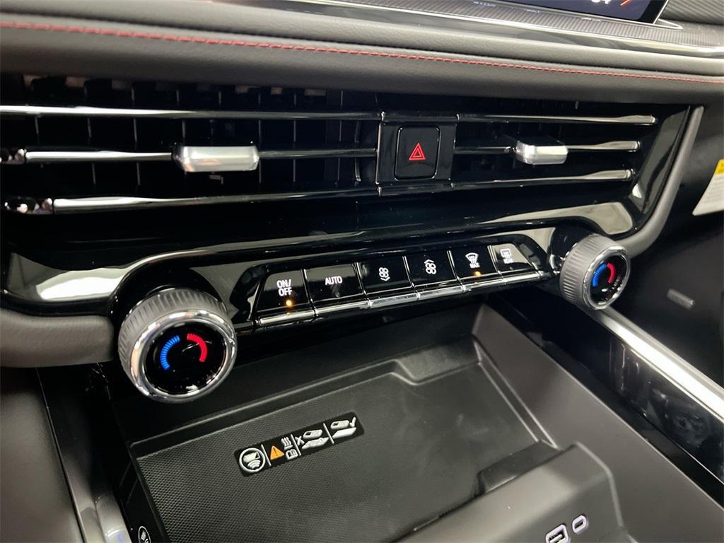 new 2025 Chevrolet Suburban car, priced at $81,873