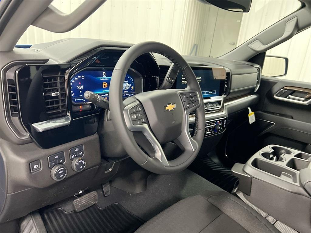 new 2025 Chevrolet Silverado 1500 car, priced at $48,290