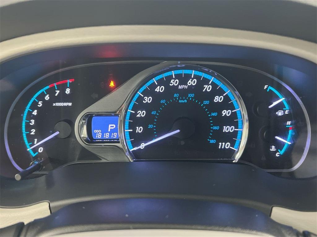 used 2014 Toyota Sienna car, priced at $9,900