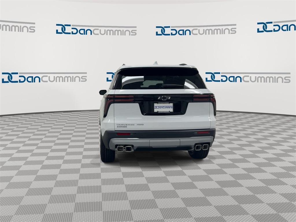 new 2026 Chevrolet Traverse car, priced at $43,641