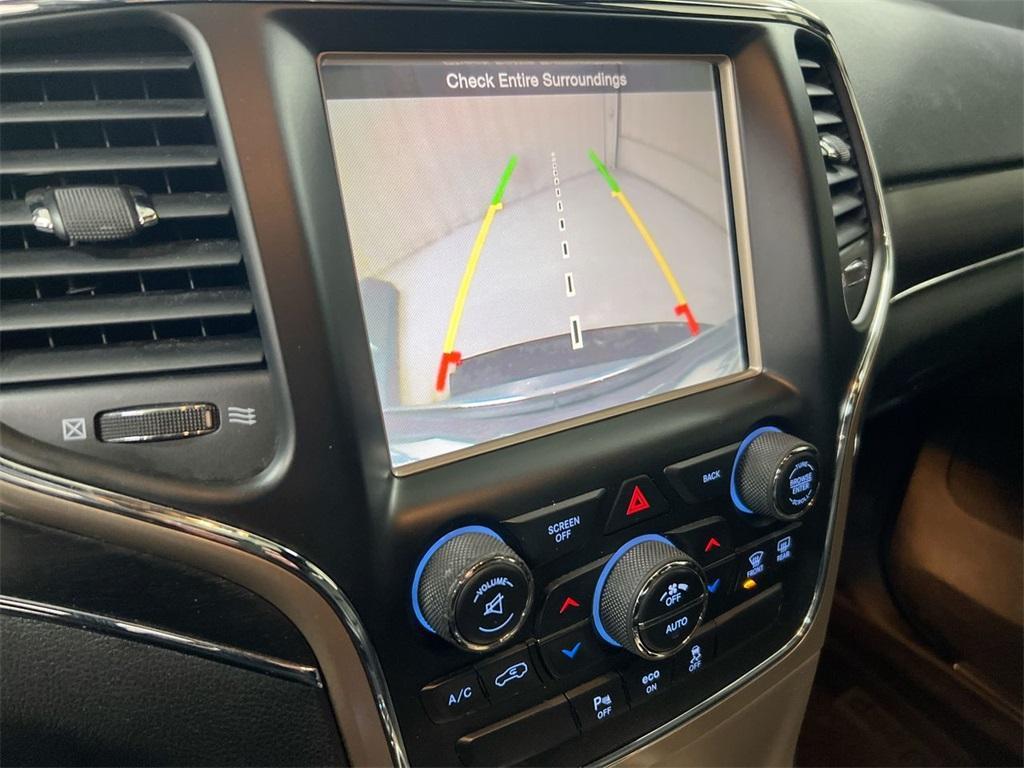 used 2015 Jeep Grand Cherokee car, priced at $5,900