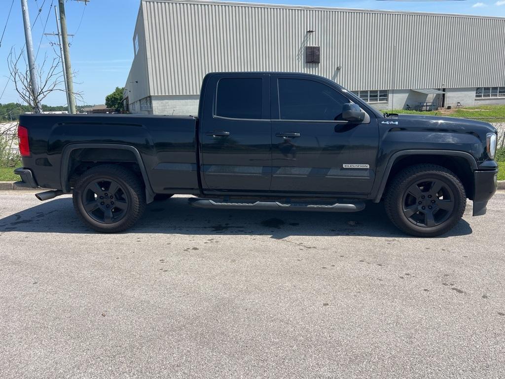 used 2018 GMC Sierra 1500 car, priced at $25,987
