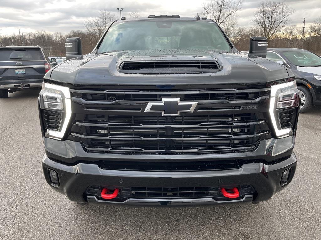 new 2025 Chevrolet Silverado 3500 car, priced at $86,715