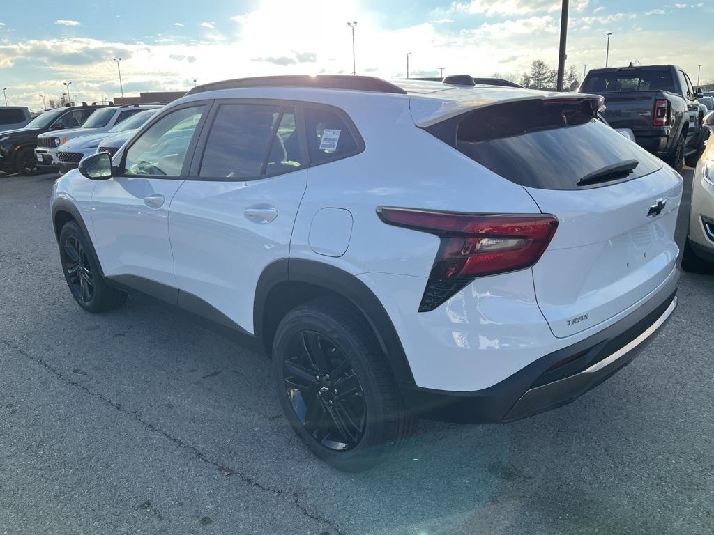 new 2025 Chevrolet Trax car, priced at $25,247