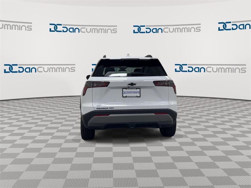 new 2026 Chevrolet Equinox car, priced at $32,040