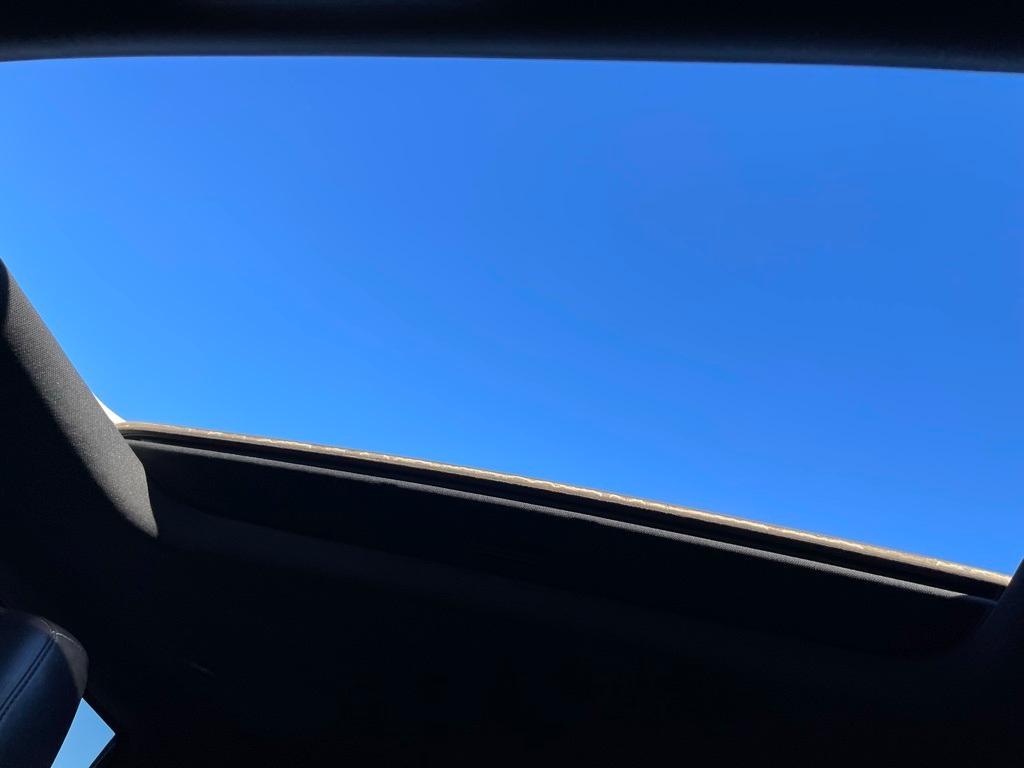 used 2017 Jeep Grand Cherokee car, priced at $14,387