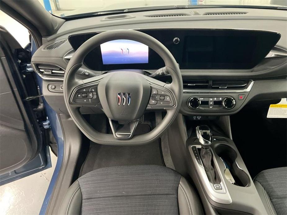 new 2025 Buick Envista car, priced at $25,885