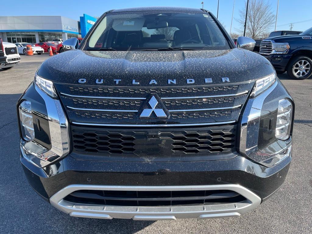 used 2023 Mitsubishi Outlander car, priced at $24,587