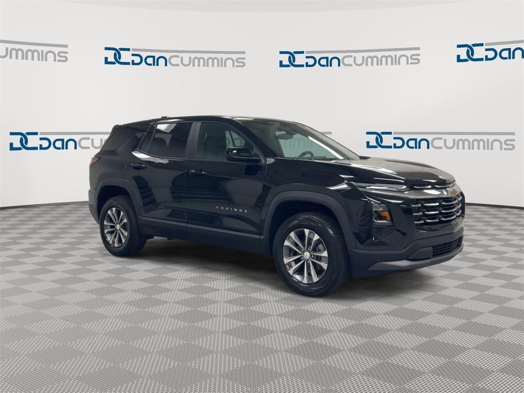 new 2026 Chevrolet Equinox car, priced at $27,495