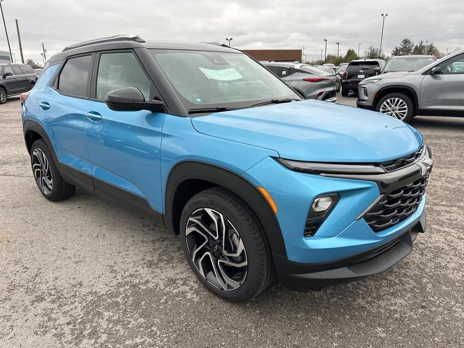 new 2025 Chevrolet TrailBlazer car, priced at $30,990