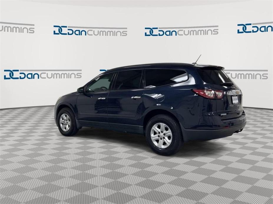 used 2015 Chevrolet Traverse car, priced at $5,600