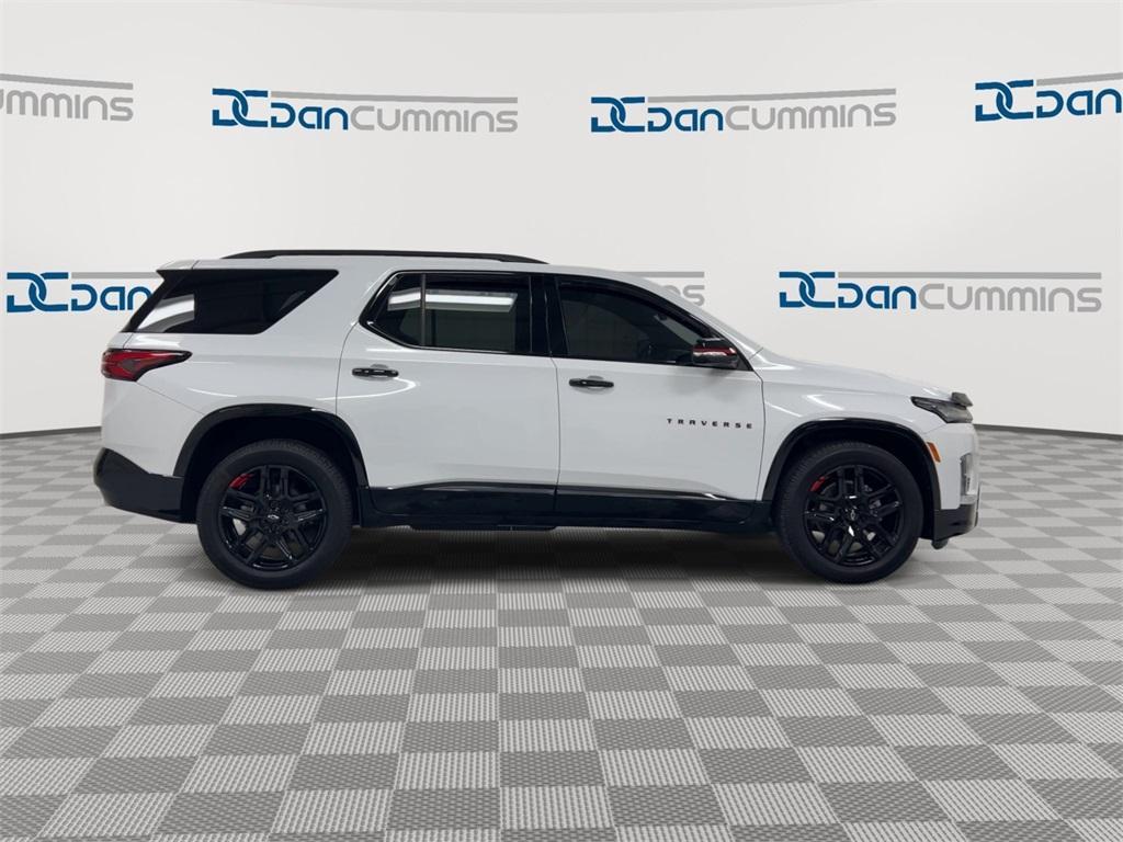used 2022 Chevrolet Traverse car, priced at $29,987