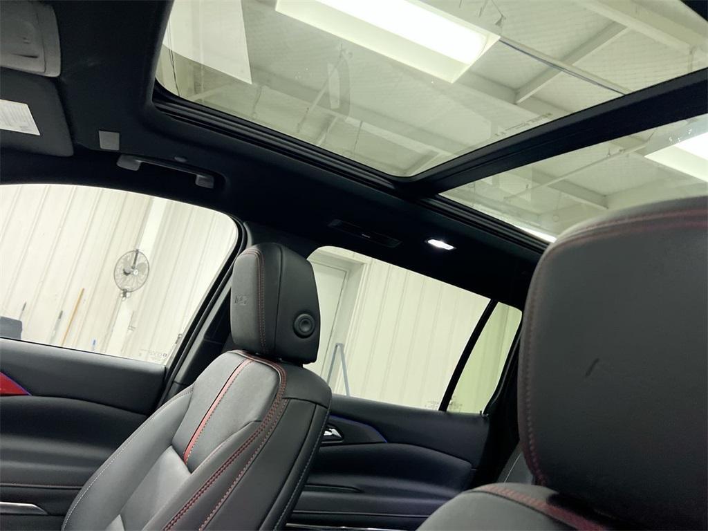 new 2026 Chevrolet Traverse car, priced at $58,408