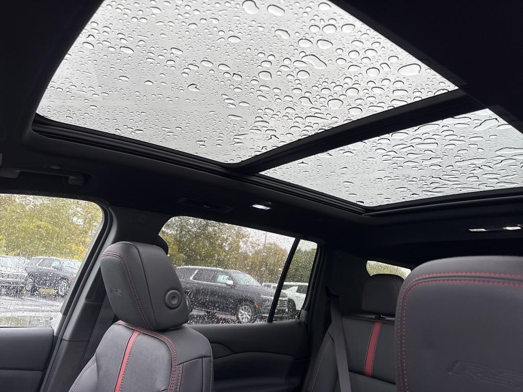 new 2026 Chevrolet Traverse car, priced at $58,408