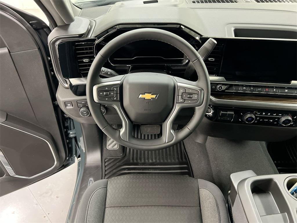 new 2025 Chevrolet Silverado 1500 car, priced at $48,290