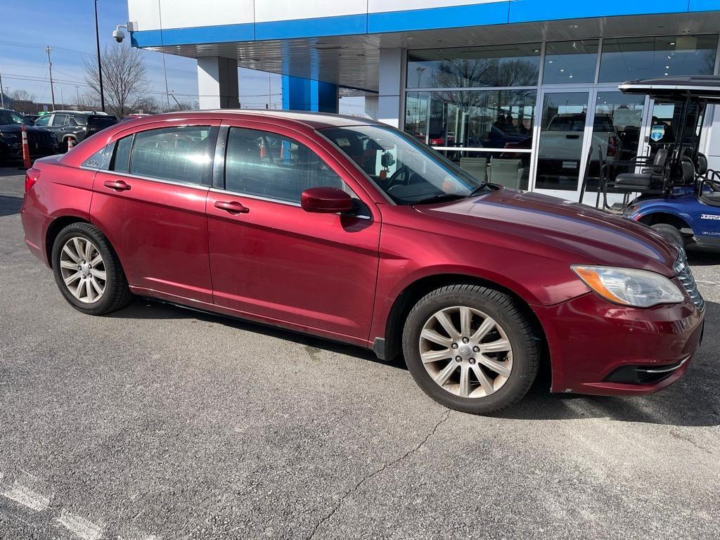 used 2011 Chrysler 200 car, priced at $2,500