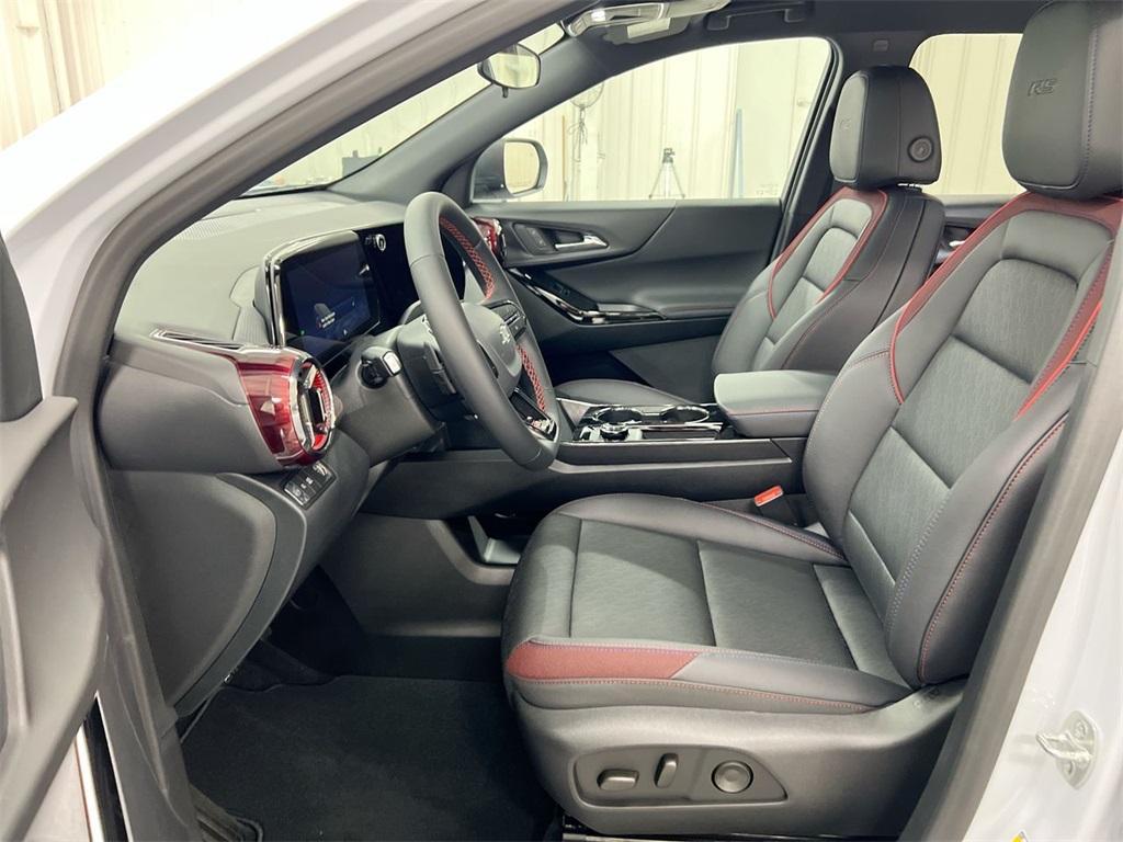 new 2026 Chevrolet Equinox car, priced at $32,873