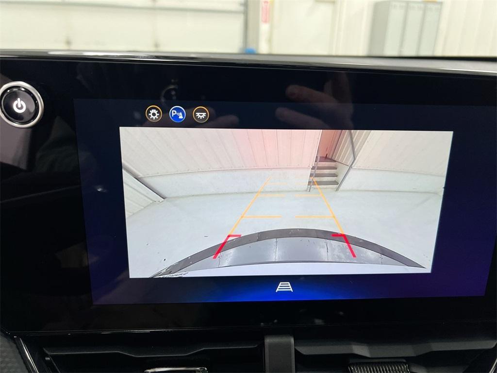 new 2026 Chevrolet Equinox car, priced at $32,873