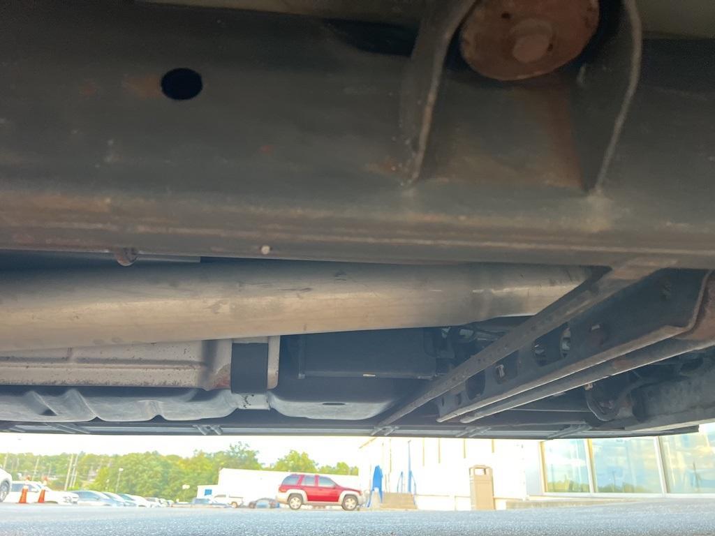 used 2003 Chevrolet Suburban car, priced at $3,900