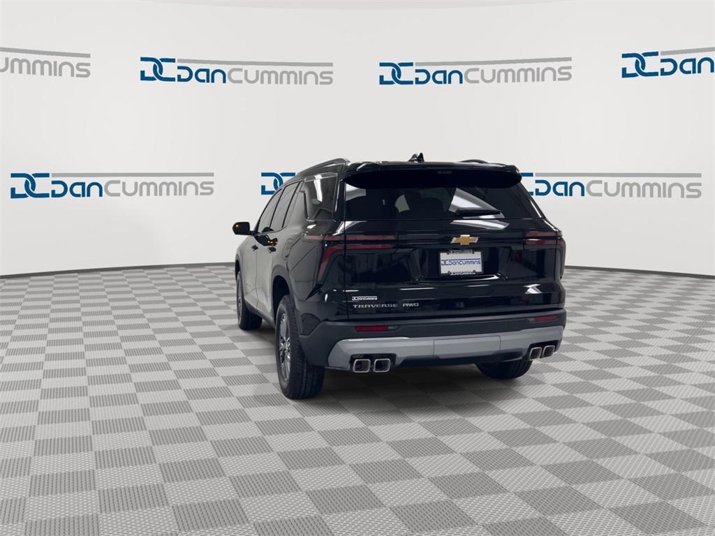 new 2026 Chevrolet Traverse car, priced at $43,873
