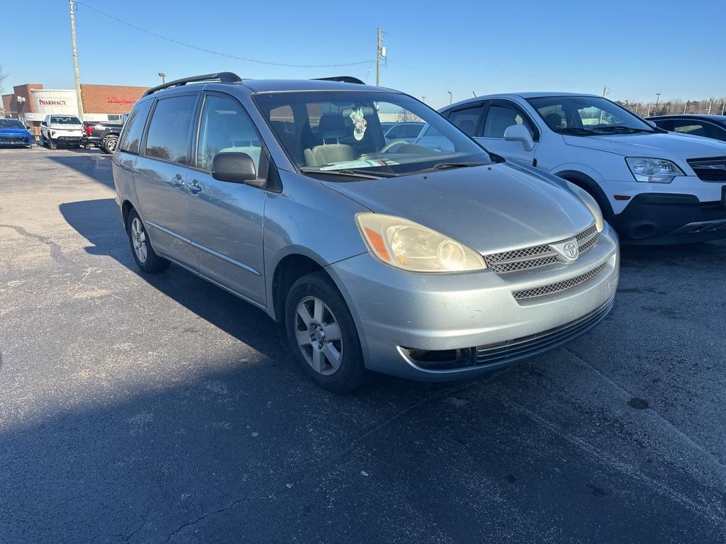 used 2005 Toyota Sienna car, priced at $2,400