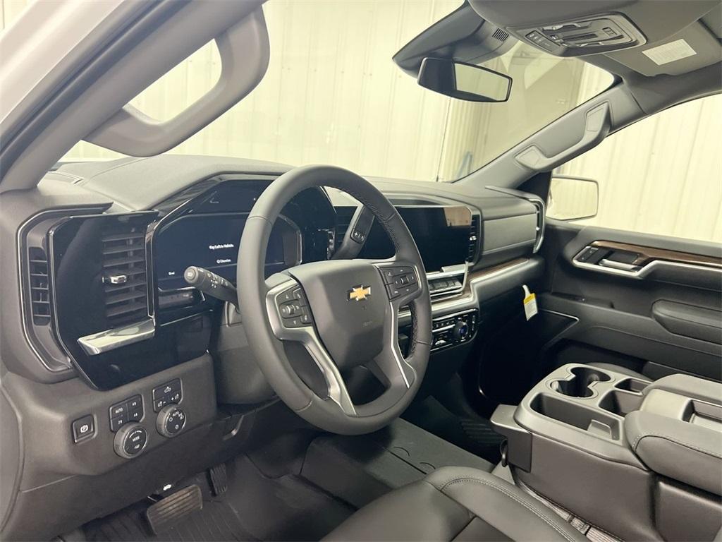 new 2025 Chevrolet Silverado 1500 car, priced at $55,215