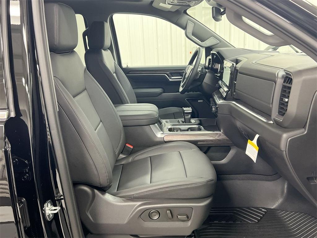 new 2026 Chevrolet Silverado 1500 car, priced at $57,660