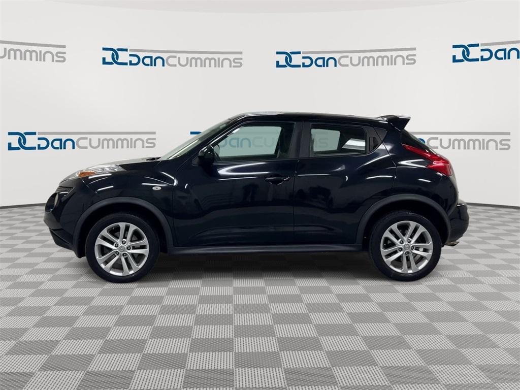 used 2011 Nissan Juke car, priced at $5,900