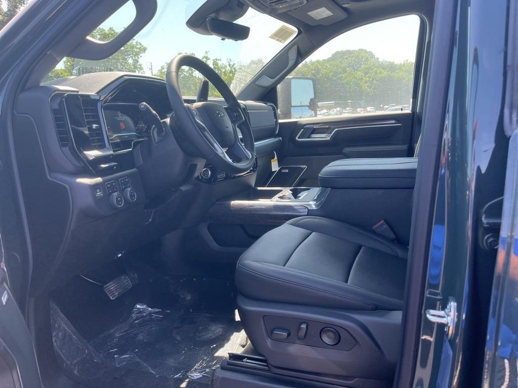 new 2025 Chevrolet Silverado 2500 car, priced at $83,160