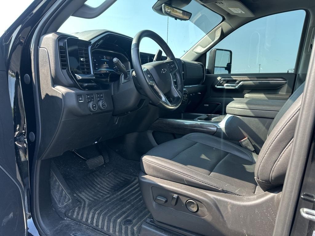used 2024 Chevrolet Silverado 2500 car, priced at $73,987