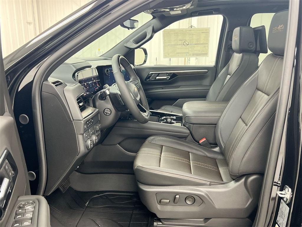 new 2026 Chevrolet Suburban car, priced at $93,873