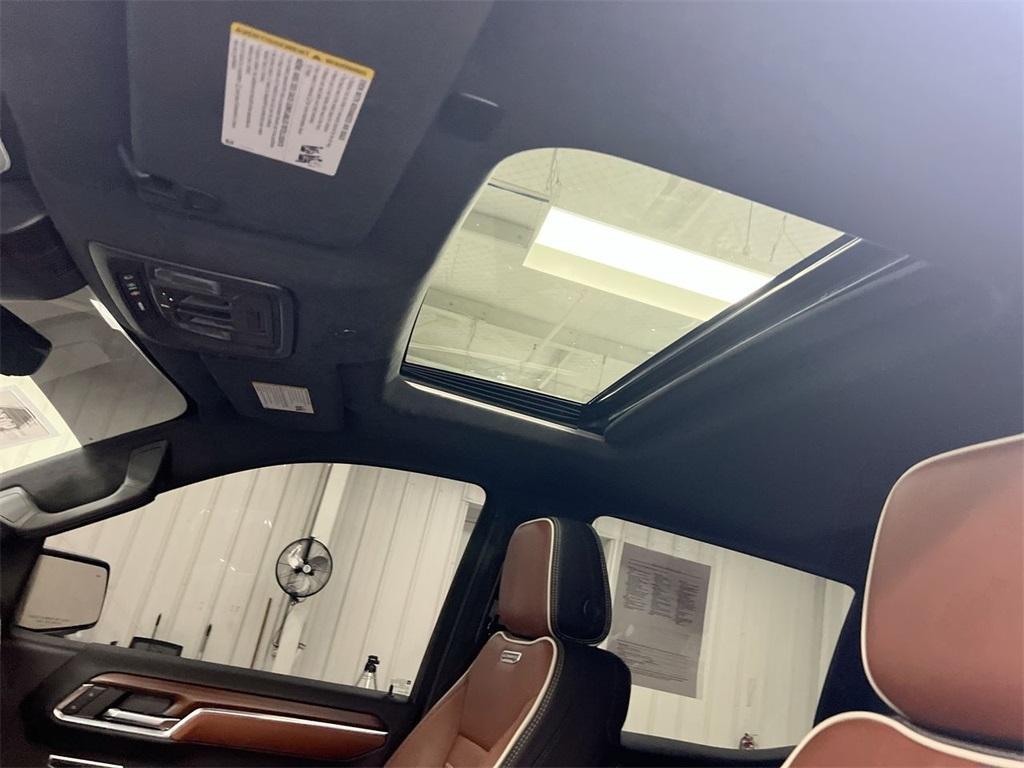 used 2024 GMC Sierra 1500 car, priced at $60,987