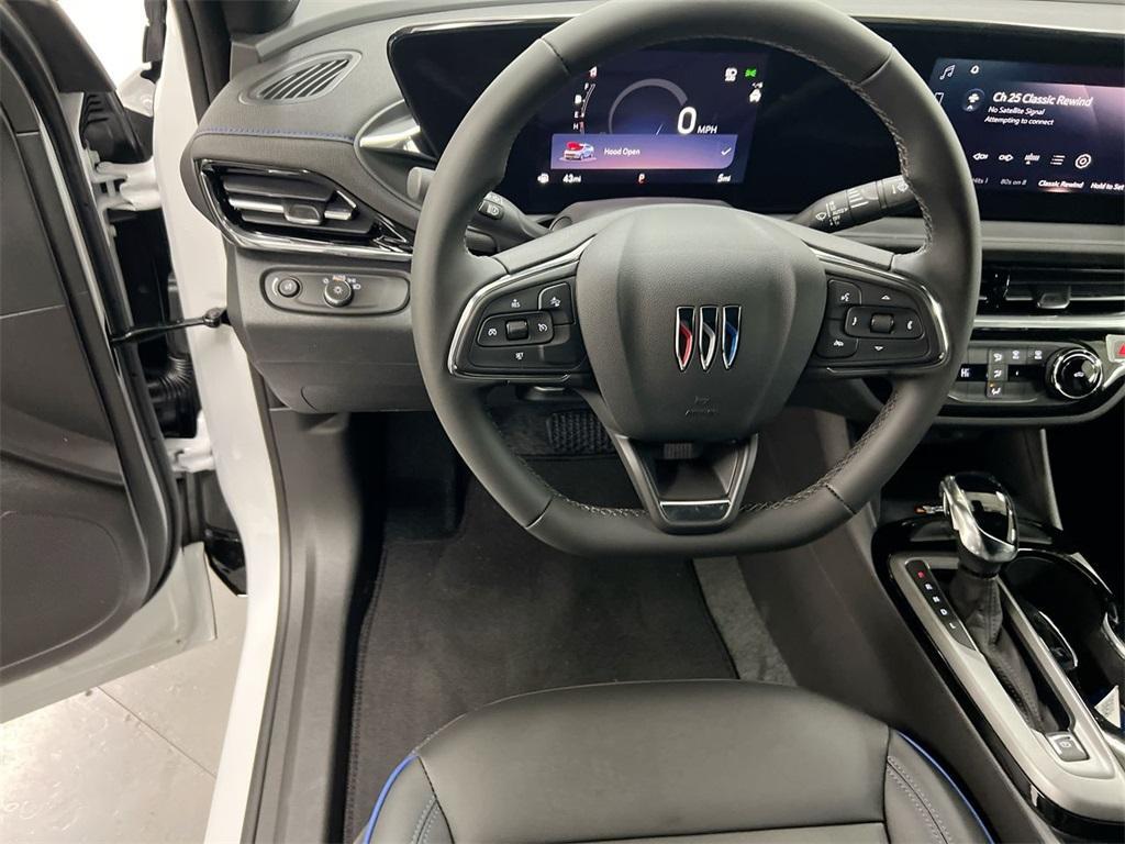 new 2025 Buick Envista car, priced at $25,833