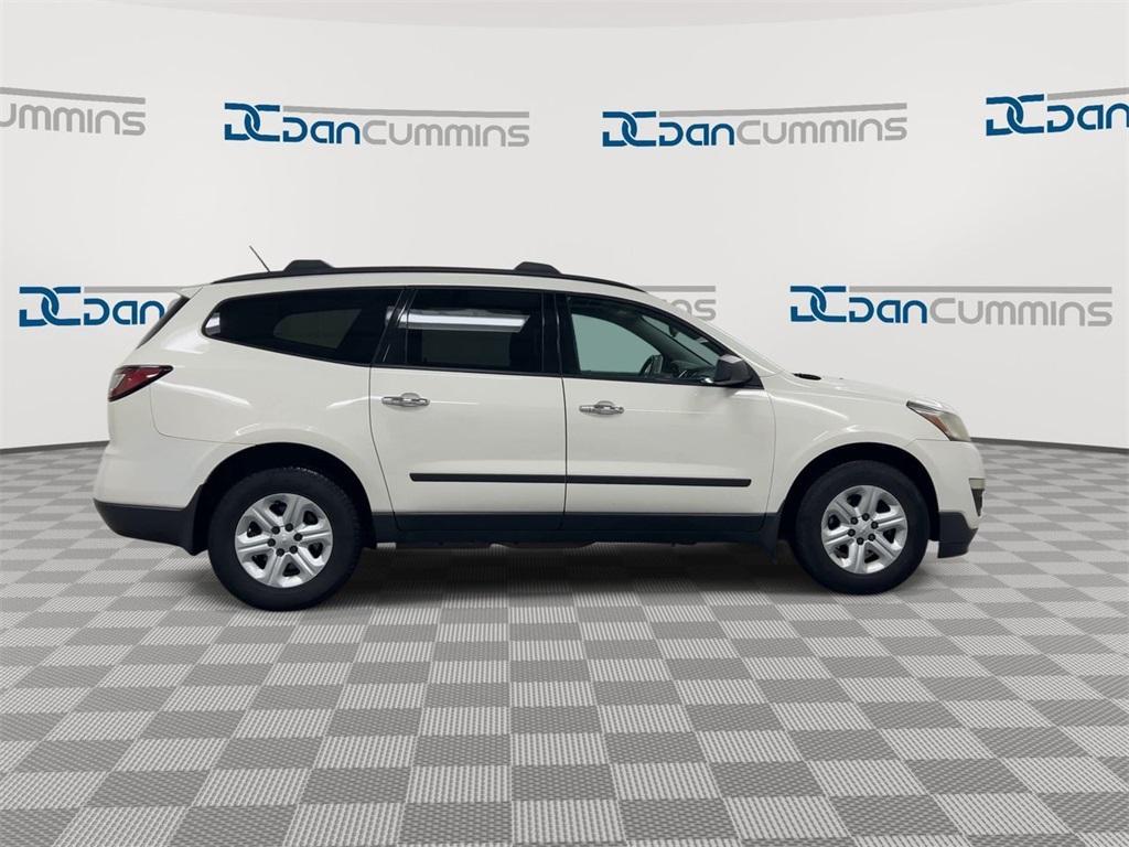 used 2014 Chevrolet Traverse car, priced at $7,500