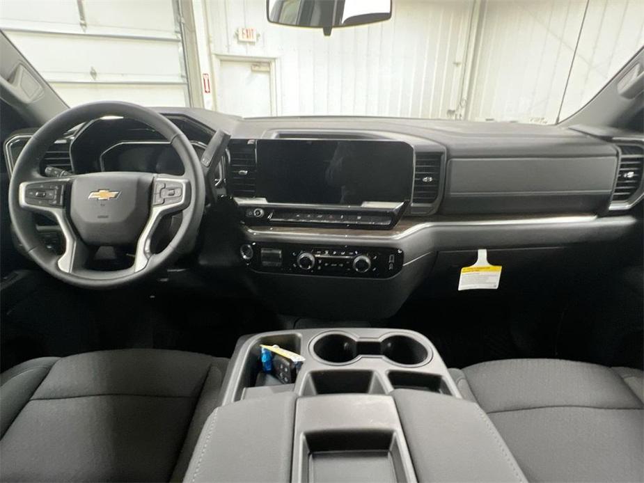 new 2025 Chevrolet Silverado 1500 car, priced at $47,395