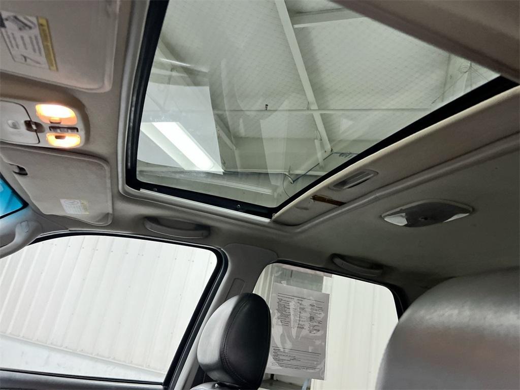 used 2003 Ford Escape car, priced at $2,600