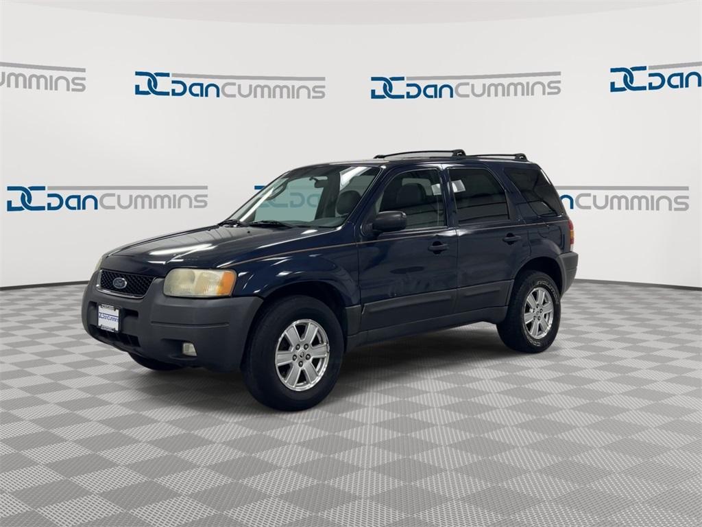 used 2003 Ford Escape car, priced at $2,600
