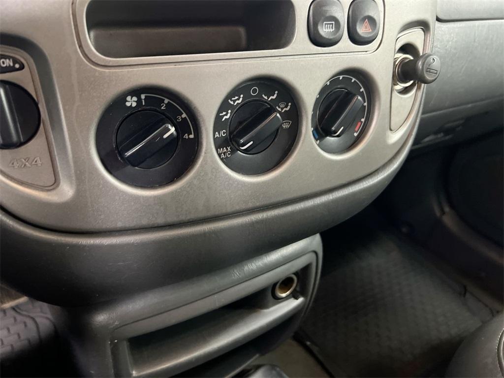 used 2003 Ford Escape car, priced at $2,600
