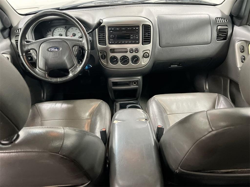 used 2003 Ford Escape car, priced at $2,600