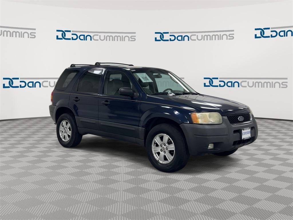 used 2003 Ford Escape car, priced at $2,600