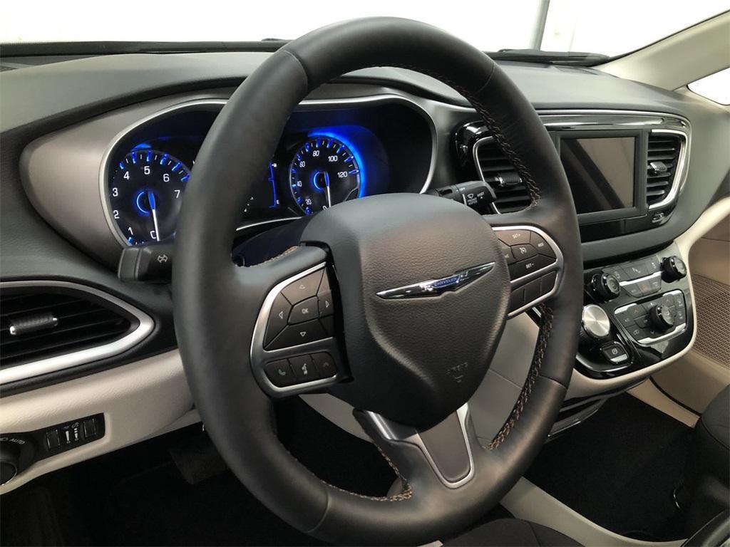 used 2020 Chrysler Pacifica car, priced at $18,587