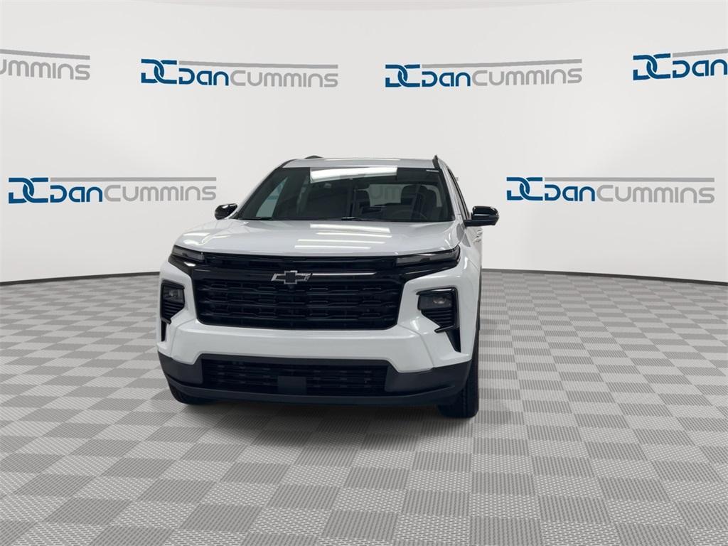 new 2026 Chevrolet Traverse car, priced at $45,873