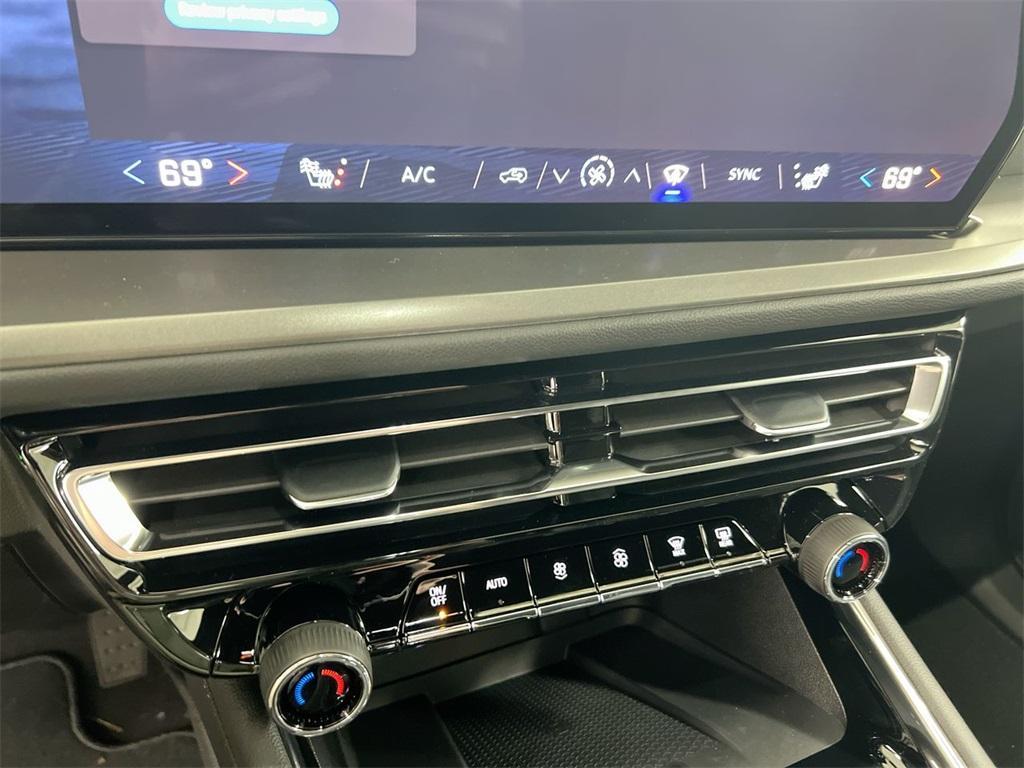 new 2026 Chevrolet Traverse car, priced at $45,873