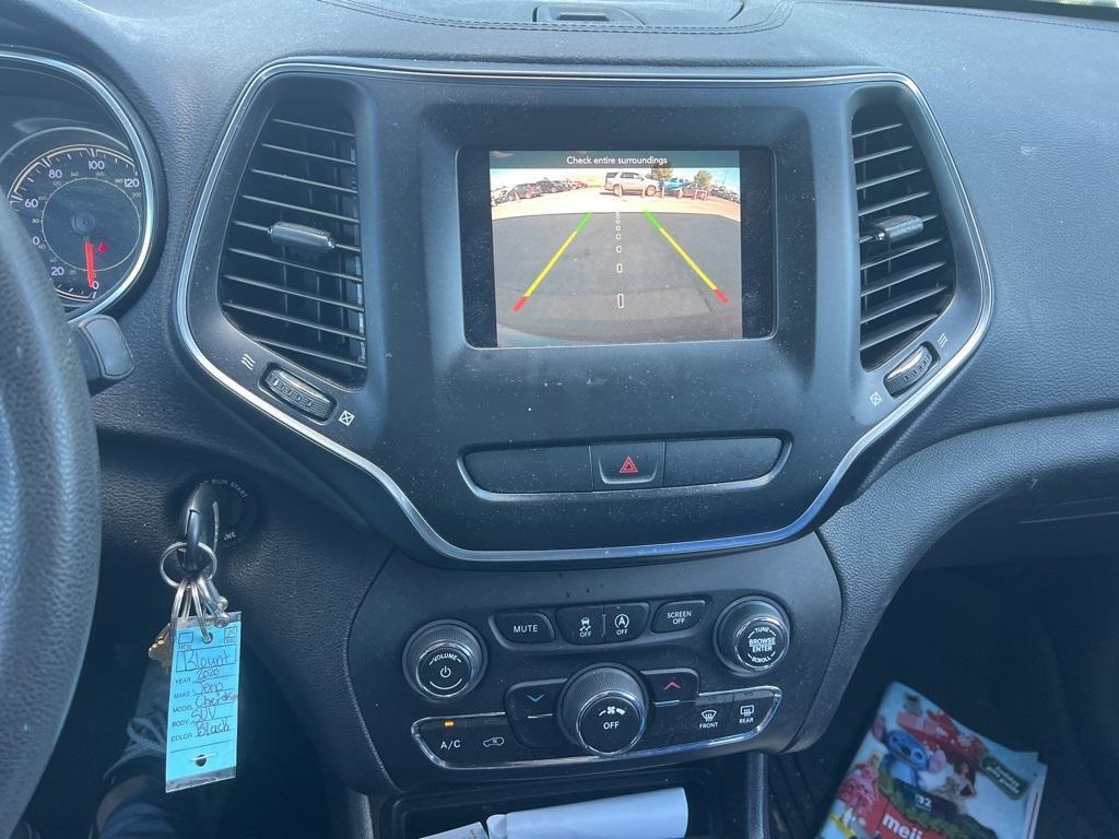 used 2020 Jeep Cherokee car