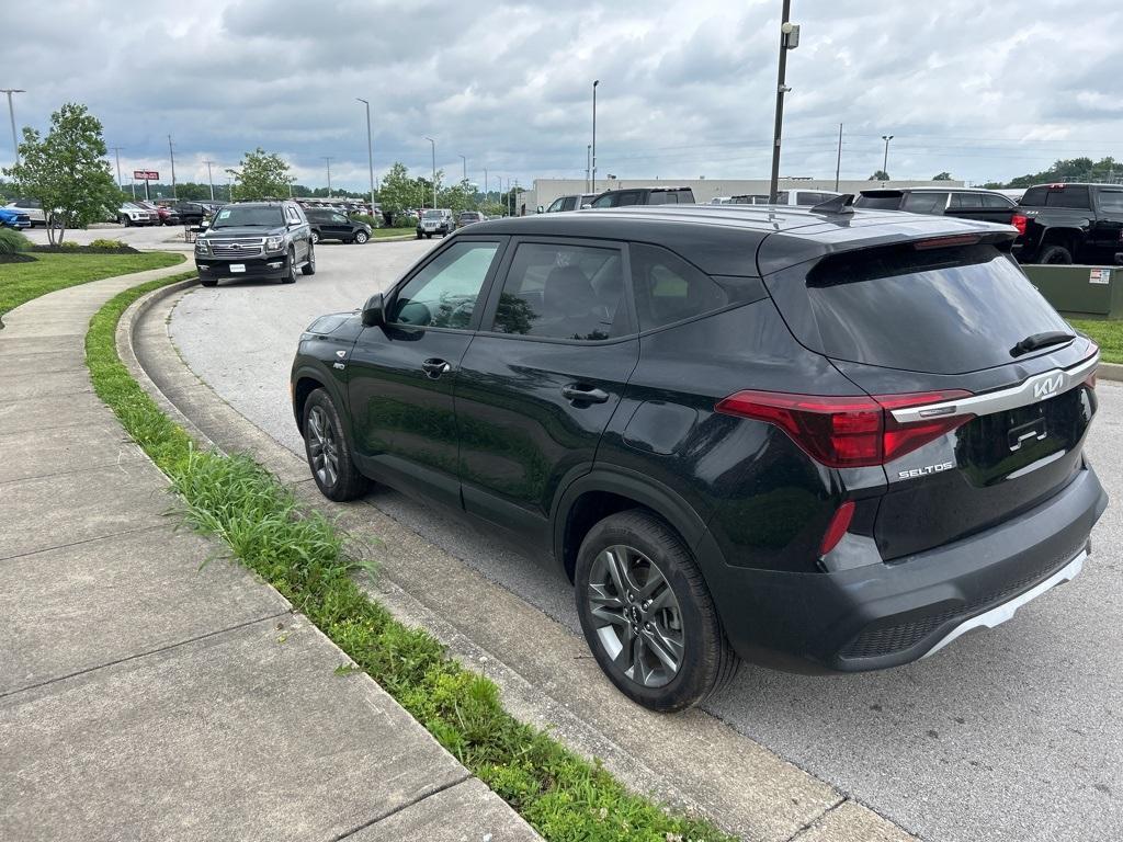 used 2023 Kia Seltos car, priced at $18,587