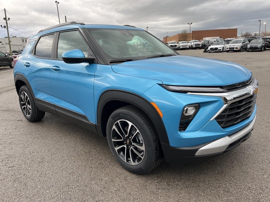 new 2025 Chevrolet TrailBlazer car, priced at $23,873