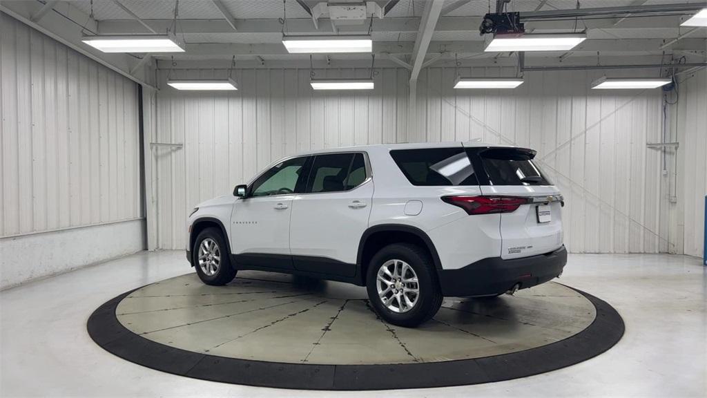 used 2023 Chevrolet Traverse car, priced at $27,587